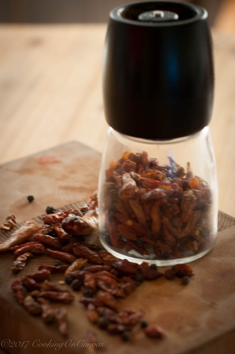 dried-chili-in-a-grinder